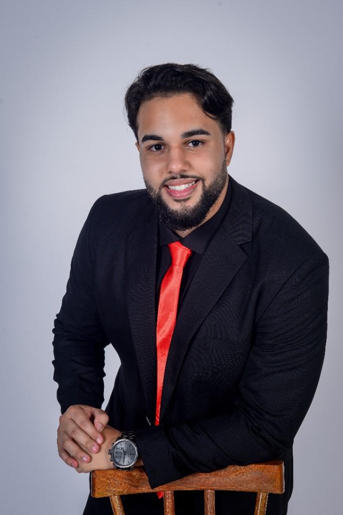 Felipe Carvalho — retrato profissional